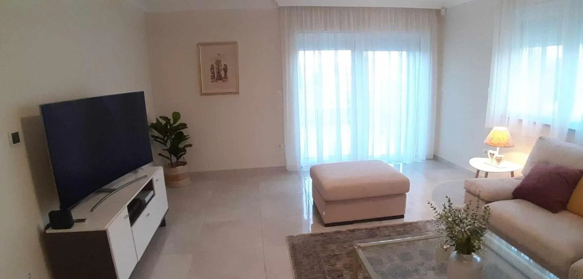 Valdebek Apartments With Pool 풀라 0*,