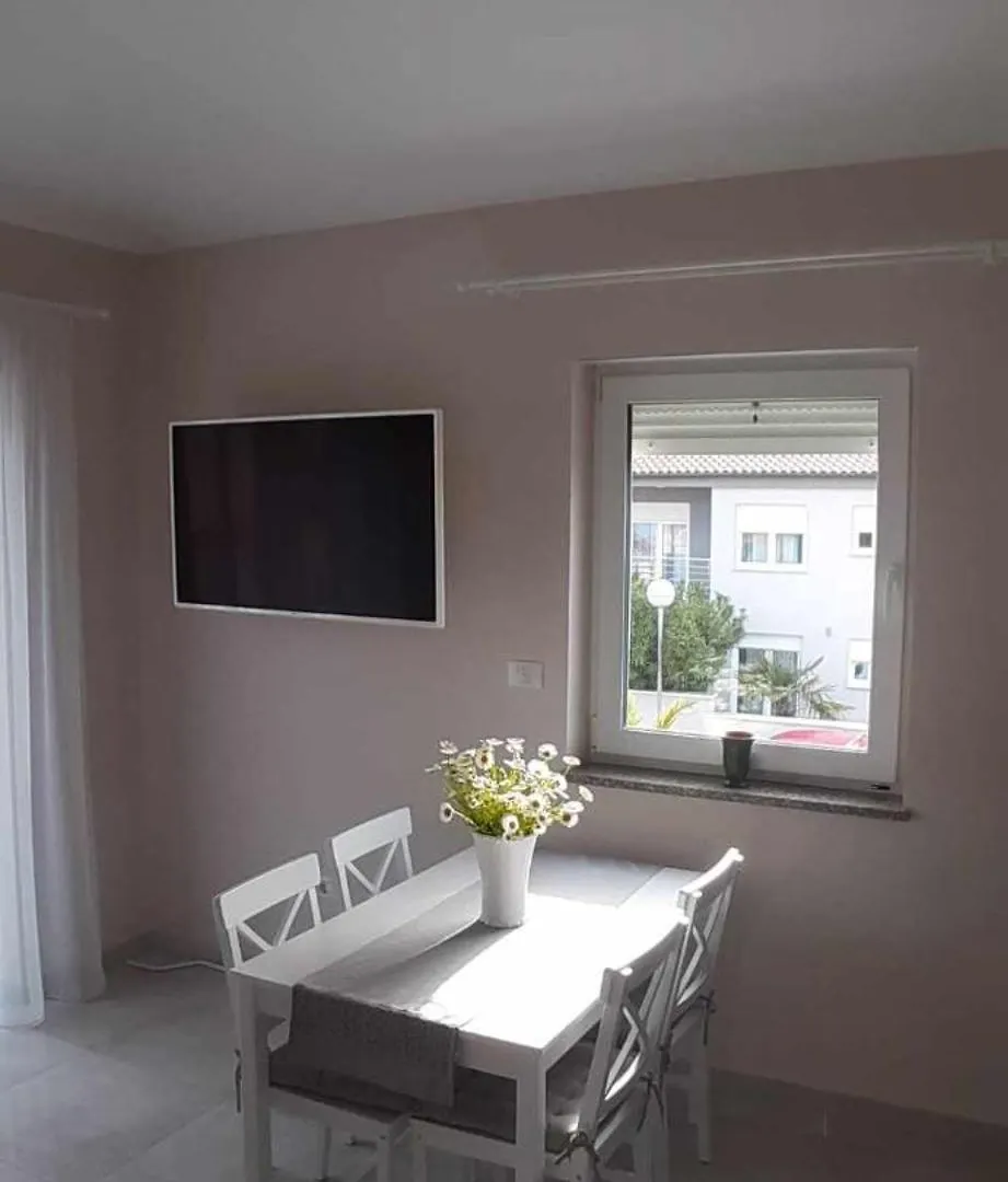 Valdebek Apartments With Pool Pula Croatia